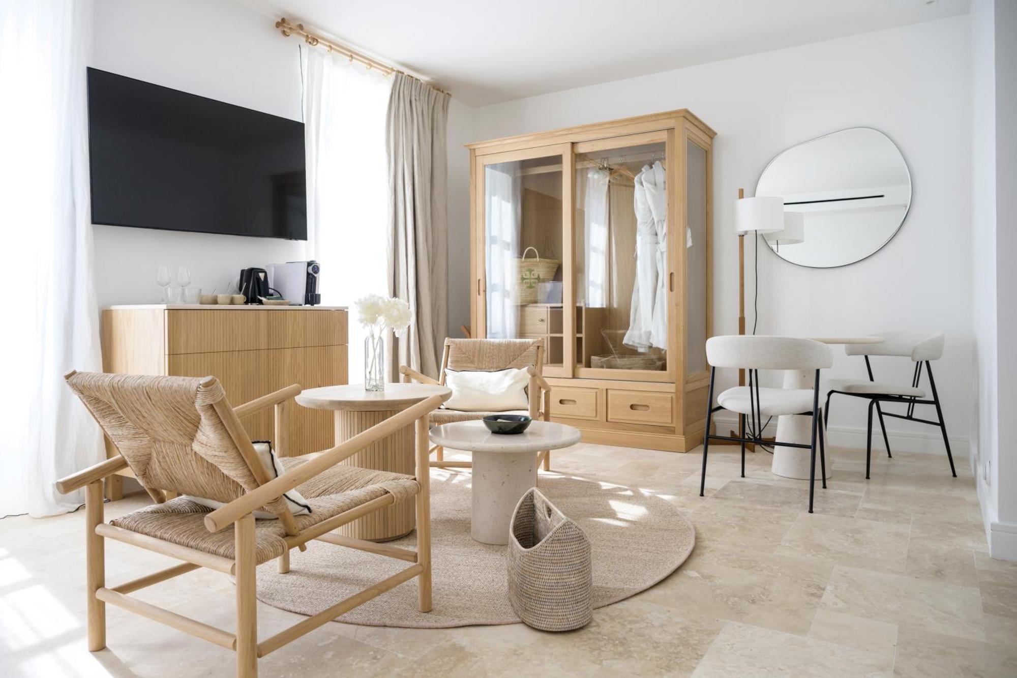 Le Couvent Des Minimes, Un Hotel & Spa L'Occitane En Provence Mane  Exterior photo